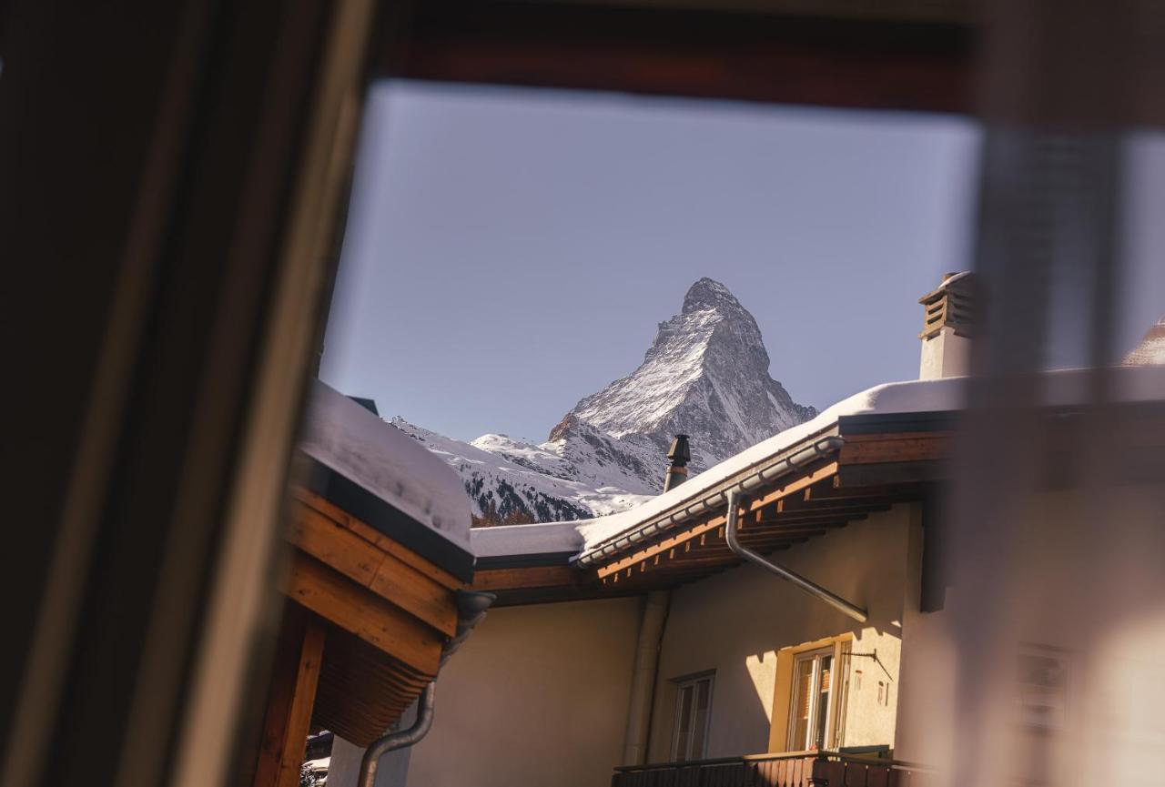 Guesthouse By The Rex Zermatt Exterior photo
