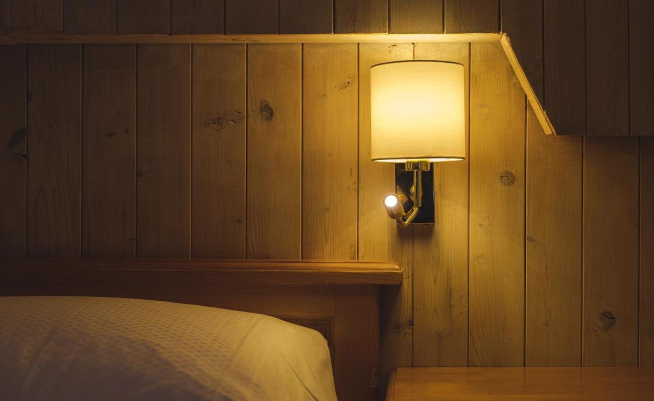 Guesthouse By The Rex Zermatt Exterior photo