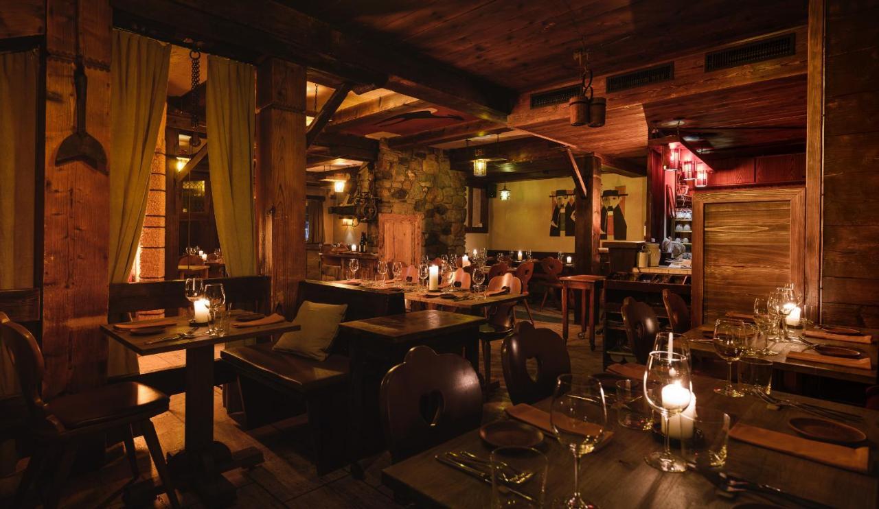 Guesthouse By The Rex Zermatt Exterior photo